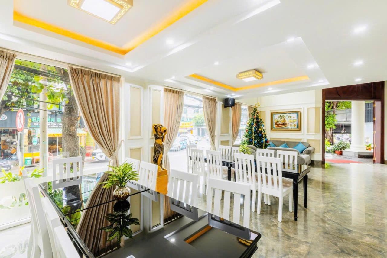Khách sạn Blue Diamond Airport - San Bay Tan Son Nhat *